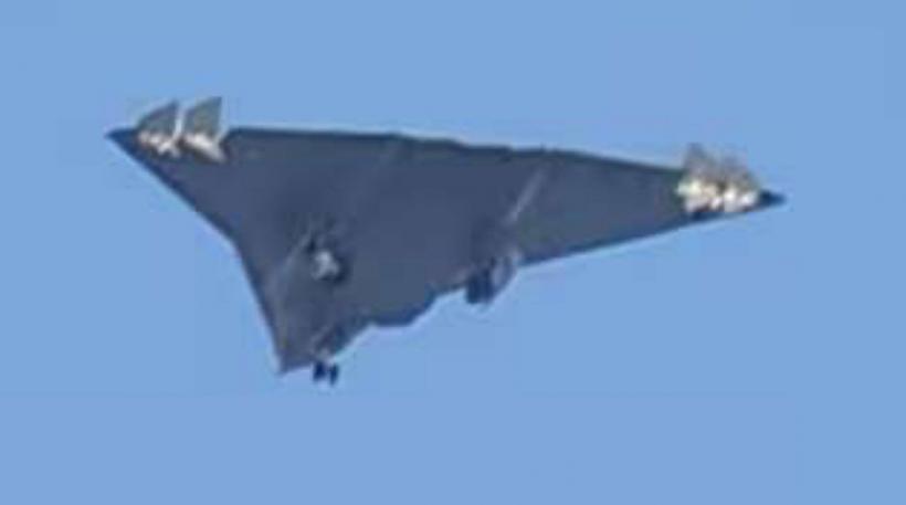 Noile avioane militare chineze uimesc lumea: Fără coadă și cu un design extrem de original 18934060