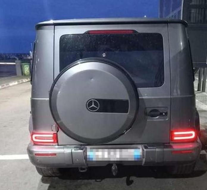 Bolid de lux căutat de autoritățile italiene, descoperit la PTF Moravița. Mașina era condusă de un francez 18934161