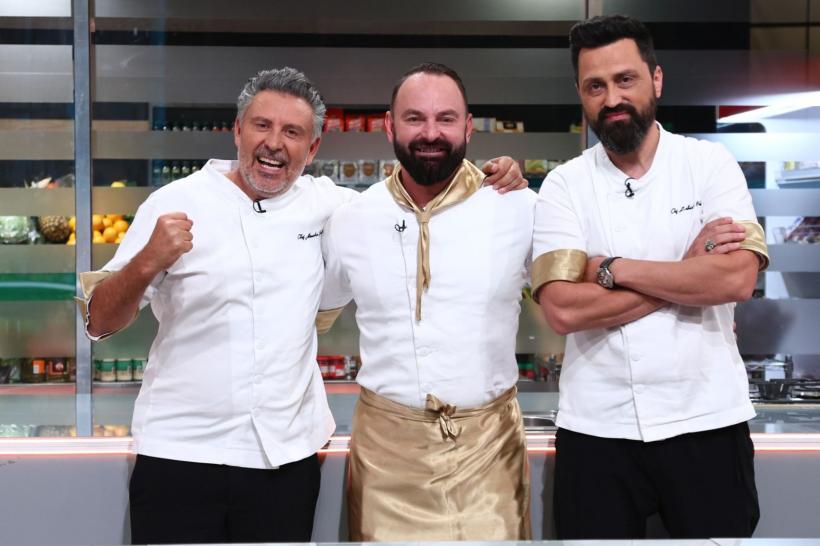 Andreea Ignat, Michele Răduță și Daniel Dumitrache se luptă diseară, de la 20:30,  în Finala Chefi la cuțite, pentru trofeul sezonului 14 18934394