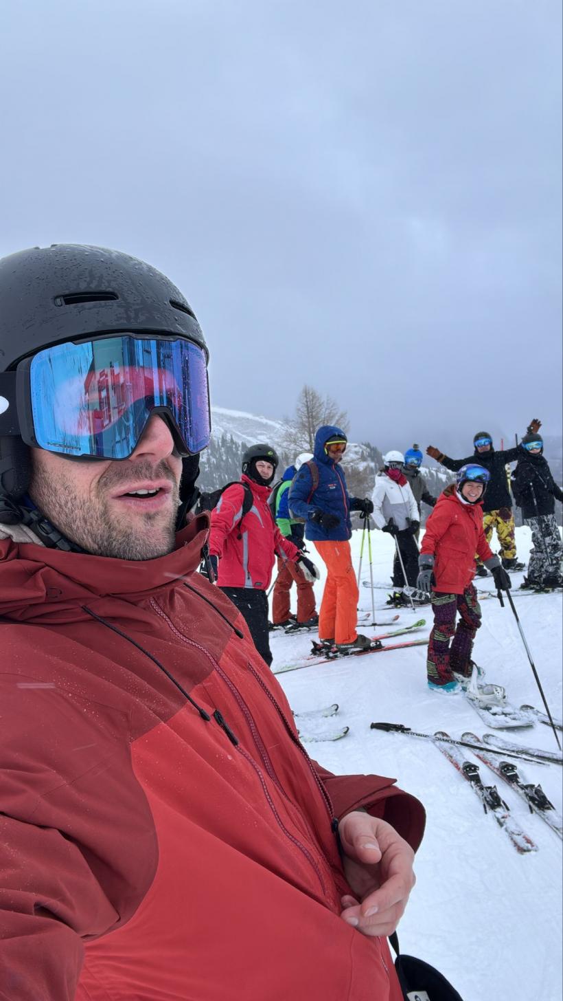 Protagoniştii Iubire cu parfum de lavandă s-au bucurat de vacanţă înainte de revenirea pe platoul de filmare. Cel de-al doilea sezon al serialului original are premiera astăzi, de la 20.30, la Antena 1 18935691