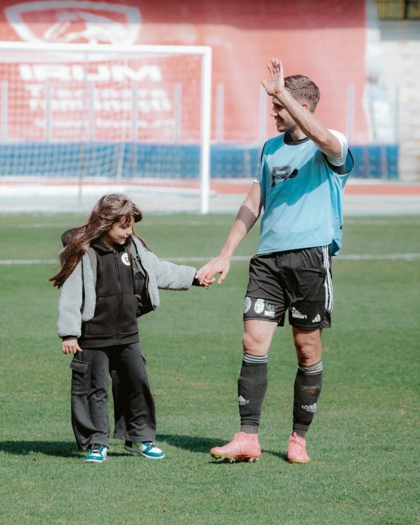 Alexandru Chipciu şi-a prelungit contractul cu Universitatea Cluj: Căpitanul rămâne! 18935813
