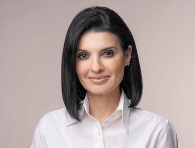 „Elena Lasconi, o Matrioșkă Politică!” – Lavinia Șandru cere retragerea candidaturii pentru alegerile prezidențiale