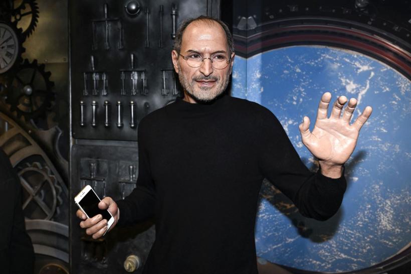 Factorul necesar oamenilor de succes. Steve Jobs „Sunt convins că..&quot;