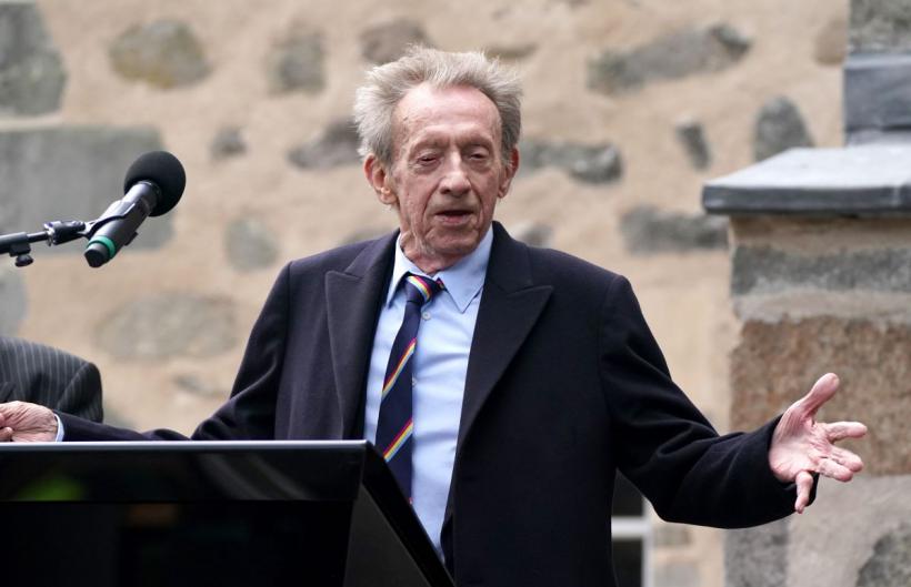Denis Law, legenda Manchester United, a murit la vârsta de 84 de ani 18936840