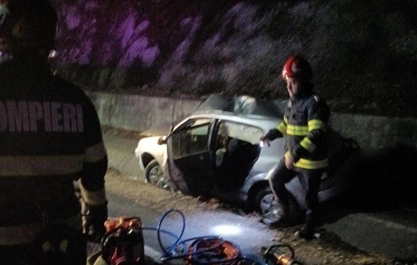 Accident pe DN 6, Mehedinți: Coliziune între două autoturisme și un TIR. O persoană a fost rănită 18936892