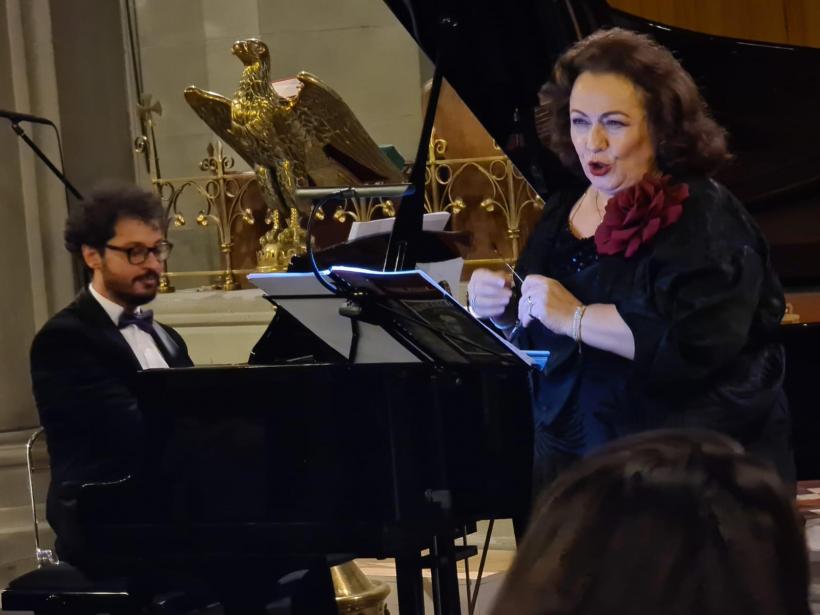 Leontina Văduva şi Cătălin Răducanu deschid Turneul Naţional Bella voce, Bella musica la Ateneul Român, pe 3 februarie 2025 18936687