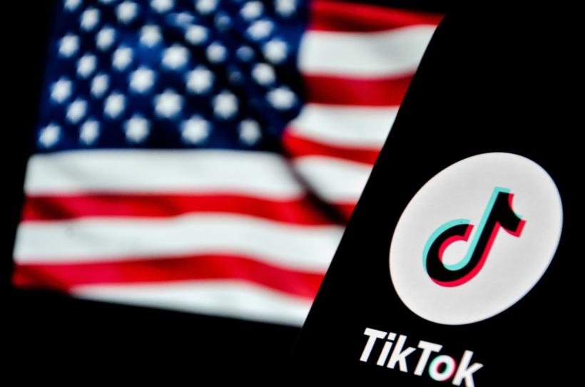 TikTok nu mai poate fi accesat de pe iPhone în SUA. Lista aplicațiilor eliminate de Apple
