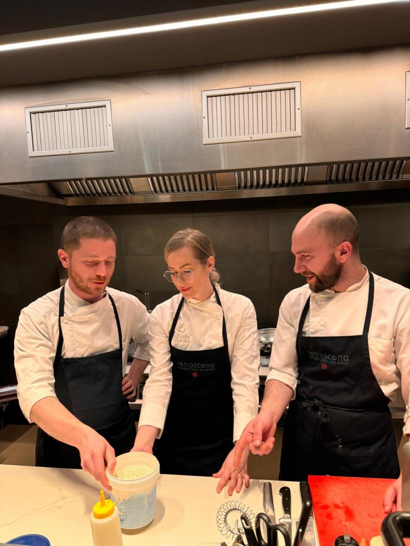 Câștigătoarea sezonului 14 Chefi la cuțite a gătit în echipa lui Chef Richard Abou Zaki la Retroscena: „Stagiul primit ca premiu mi-a schimbat perspectiva asupra artei culinare” 18937053