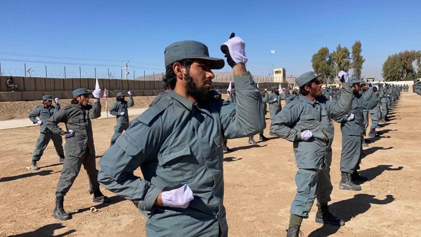 Nu toți oficialii taliban privesc cu ochi buni interdicțiile privind educația fetelor  18936996