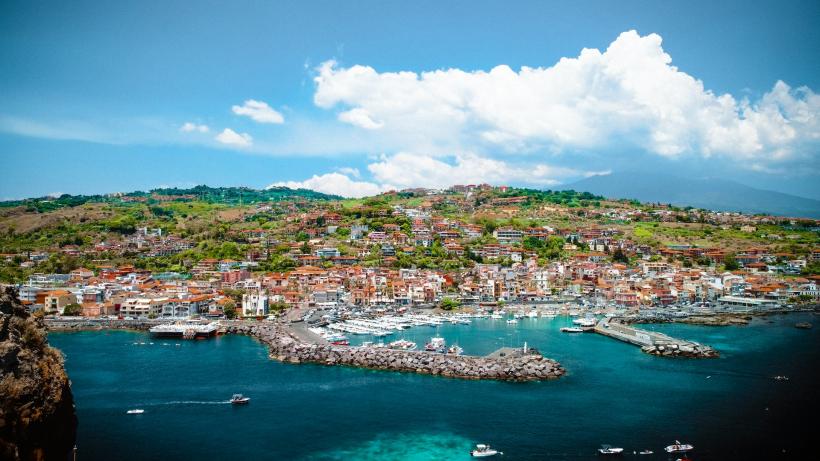 Anul acesta pleci în vacanță cu mașina, scuterul sau cu altceva?