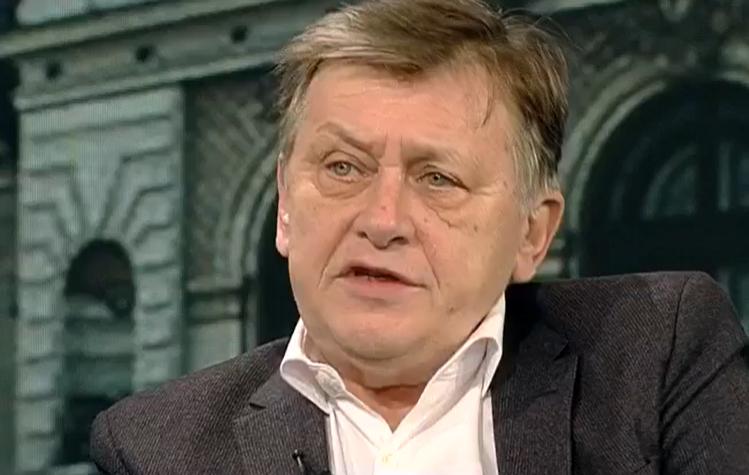 Crin Antonescu: Președintele Iohannis nu funcționează