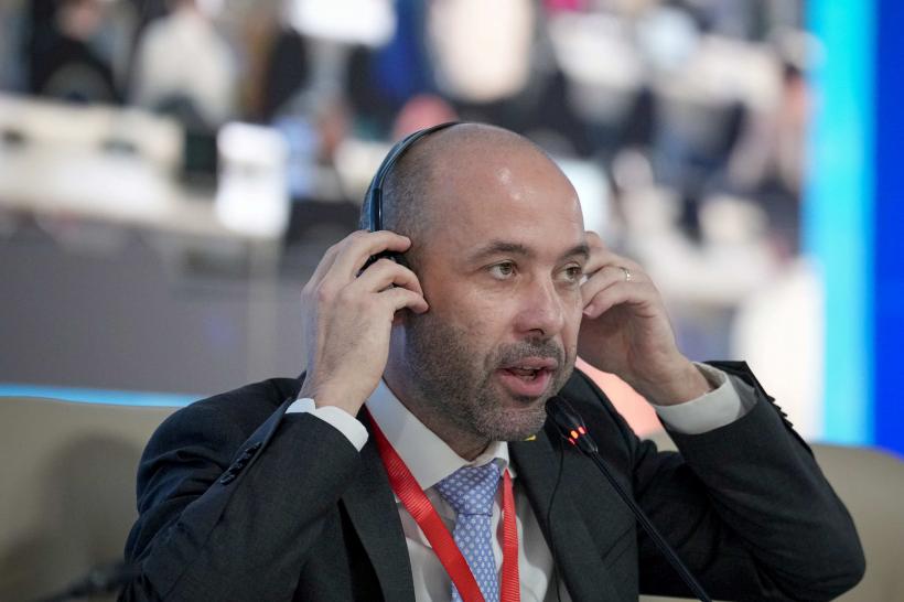 Teoria „Zero lei” în campanie, desființată. 14 candidați independenți de la alegerile parlamentare au cheltuit peste 712.000 de lei, fără să se aleagă