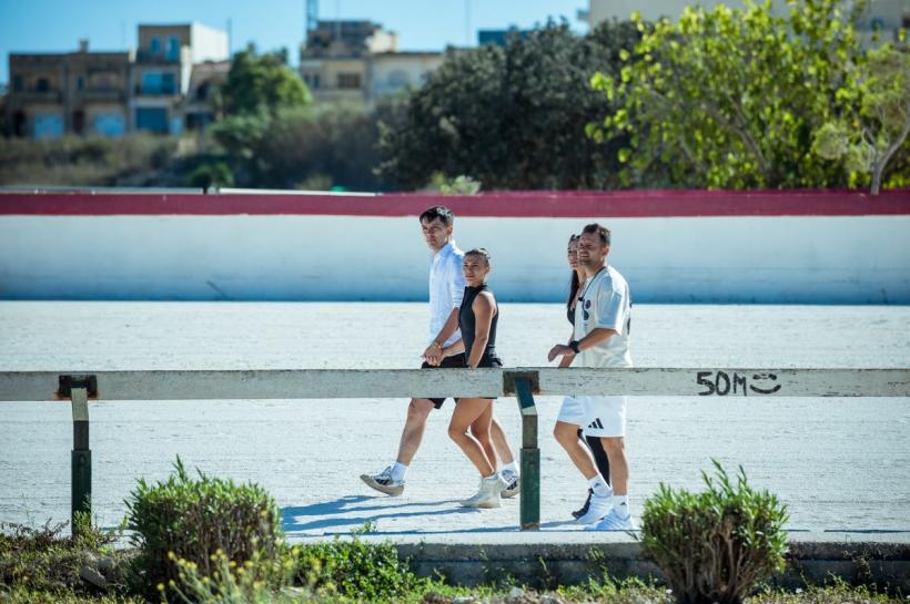 În această seară, ”turneul este pe dos” la Power Couple, iar râsetele se transformă în emoții când două cupluri vor fi în pericol de eliminare! Aseară, emisiunea a fost lider absolut de audiență! 18937434