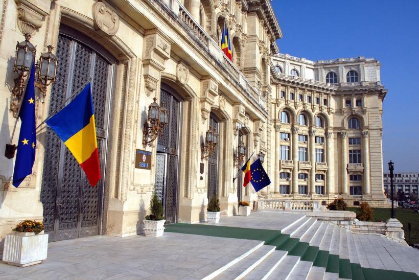 Sindicatul Angajaților din Aparatul de Lucru al Guvernului condamnă restructurarea anunțată la Senat