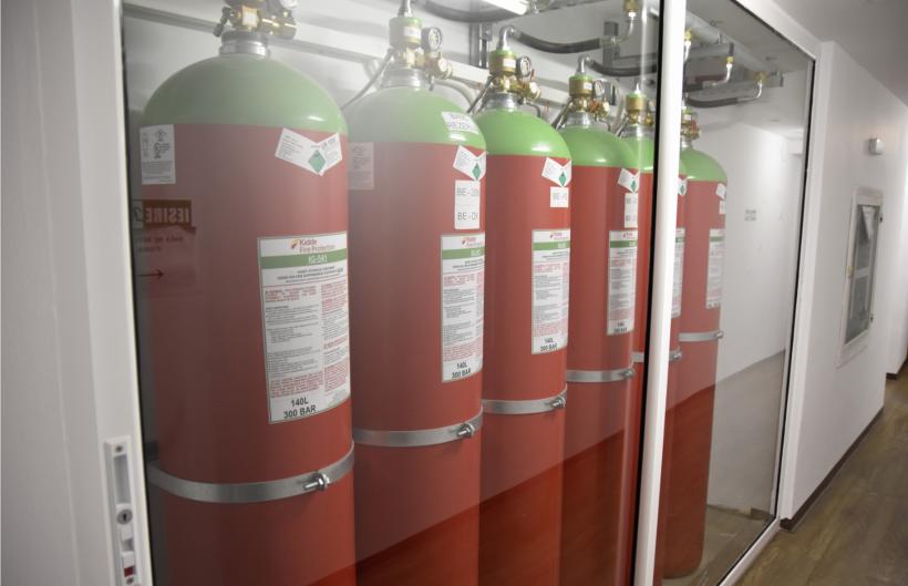 Tezaurul Bibliotecii Academiei Române, pus la adăpost de riscul incendiului 18937427