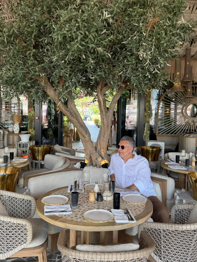 Chef Alexandru Sautner studiază trendurile culinare și în vacanță, alături de familie: „M-am bucurat de experiența gastronomică a acestei destinații” 18937599