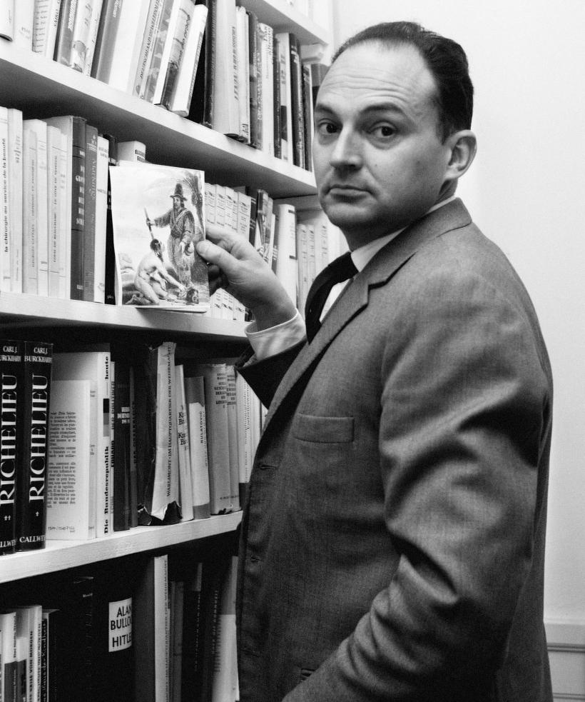 Michel Tournier, copilul-clovn și filosoful magic 18937458