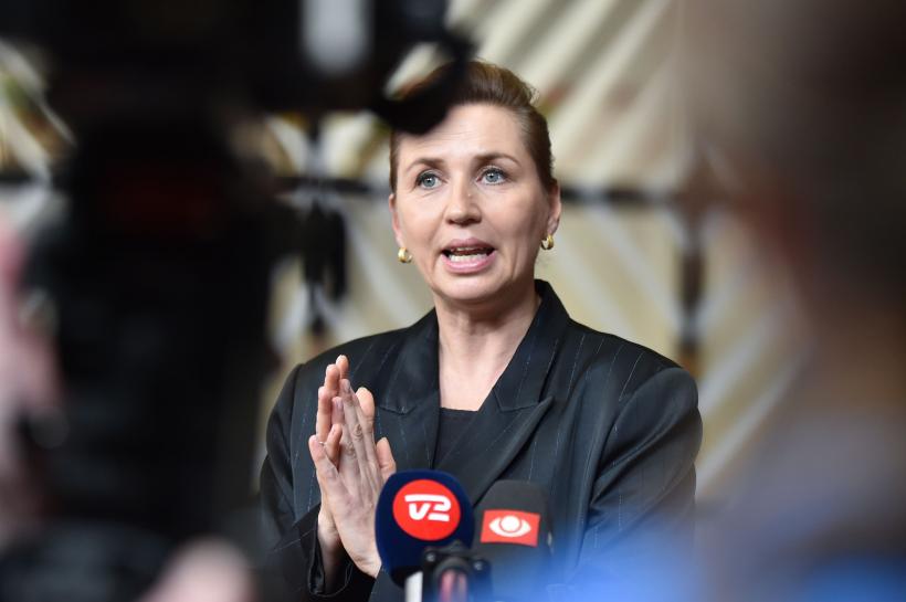 Trump vrea Groenlanda cu tot dinadinsul. Convorbire „oribilă” între liderul SUA și premierul danez 18937976