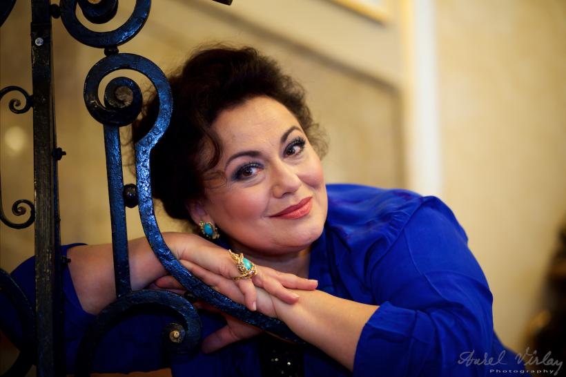 Soprana Leontina Văduva şi pianistul Cătălin Răducanu, în Turneul Naţional Bella voce, Bella musica - la București, Iași, Deva și Brașov