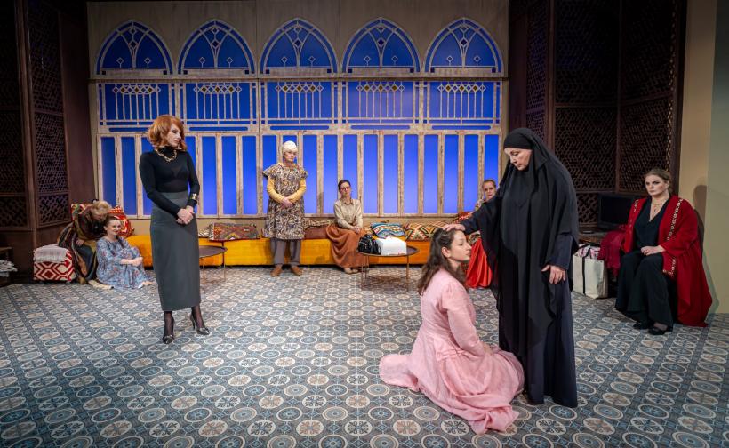 Premieră pe țară la Teatru³ – „Adăpostul femeilor” de Tuncer Cücenoğlu, în regia Irinei Popescu-Boieru 18938797