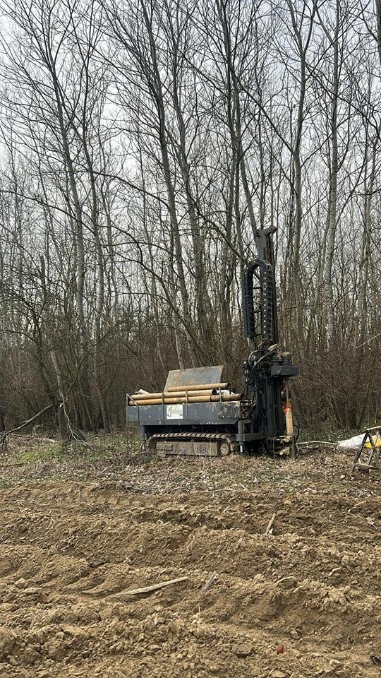  Au început investigațiile geotehnice pe traseul viitoarei autostrăzi Filiași - Drobeta 18939304