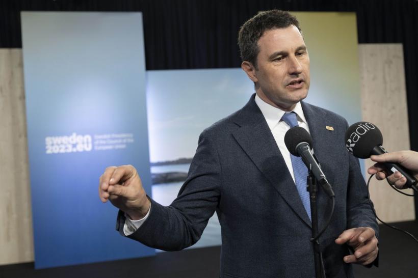 Tanczos: România are nevoie de credibilitate şi de încrederea investitorilor pentru a putea dinamiza ritmul creşterii economice