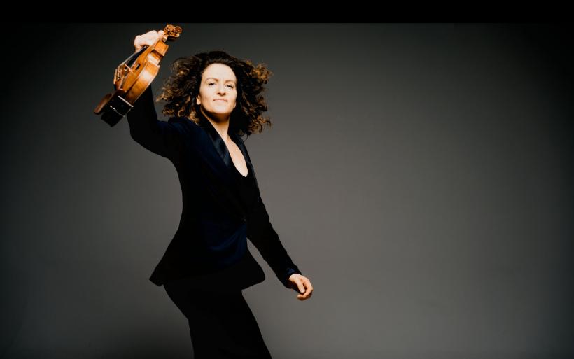 Seri de Brahms la Filarmonica George Enescu, cu faimosul dirijor Alexander Liebreich și doi soliști talentați – violonista Liza Ferschtman și violoncelistul Ivan Karizna 18939345