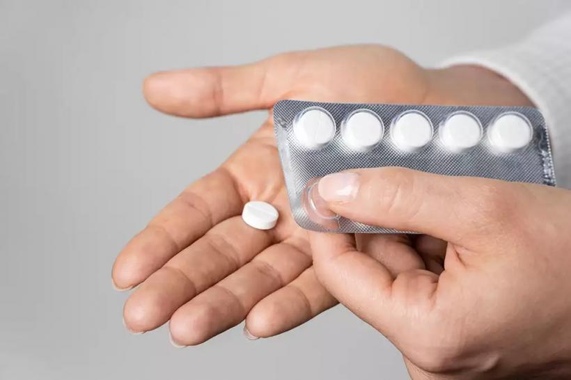Producătorii Industriali de Medicamente atenționează asupra riscurilor provocării „Paracetamol Challenge”
