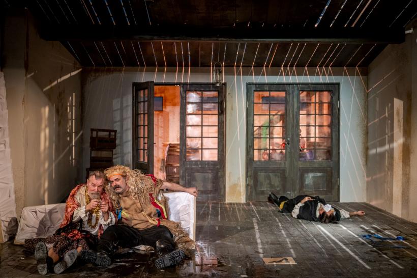 Eveniment excepțional la Sala Mare a Naționalului ieșean: premiera „Dʼale carnavalului” de I.L. Caragiale, în regia lui Claudiu Goga 18939761