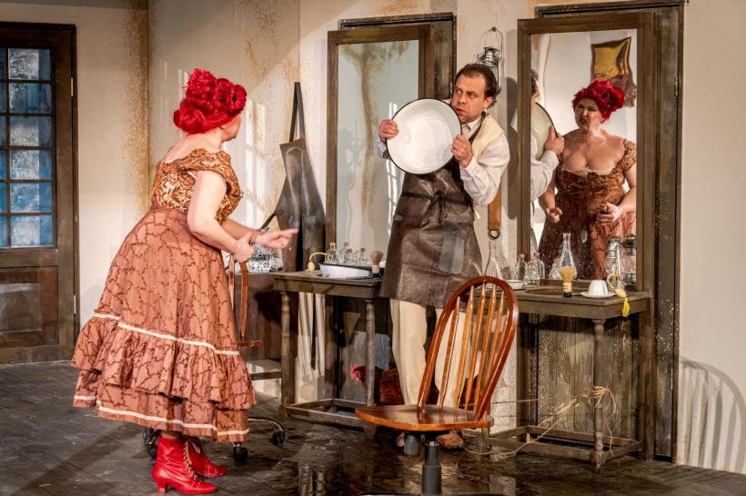 Eveniment excepțional la Sala Mare a Naționalului ieșean: premiera „Dʼale carnavalului” de I.L. Caragiale, în regia lui Claudiu Goga 18939764