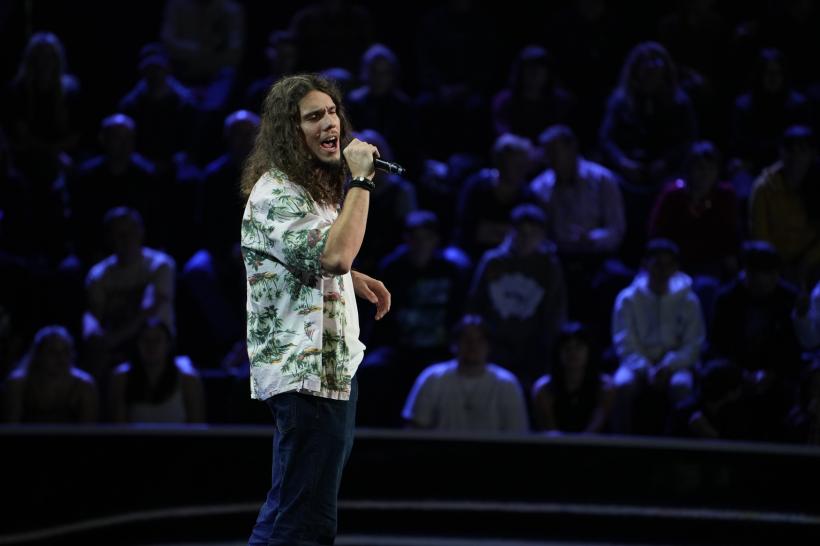Eric Ogăraru, fiul fotbalistului George Ogăraru vine duminică la X Factor: „Am cântat şi pe stradă!” 18939726