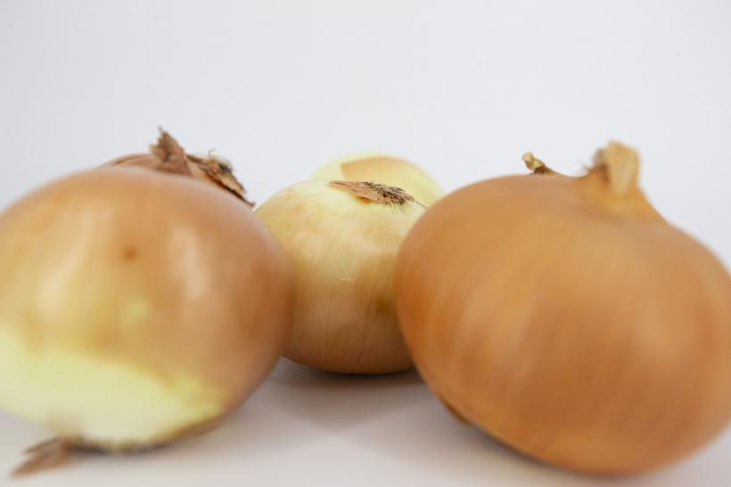 6 metode simple pentru a evita iritația ochilor atunci când tai ceapa 