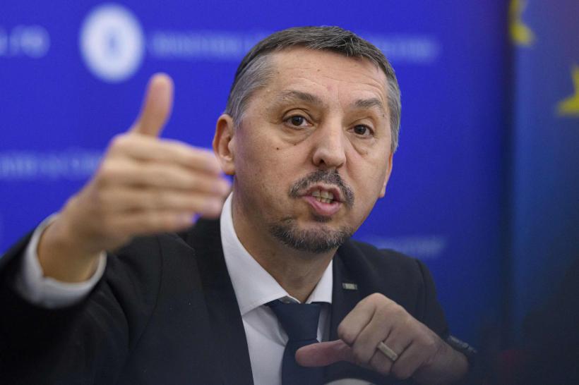 Ministrul Educației: David Popovici, un model pentru noua generație