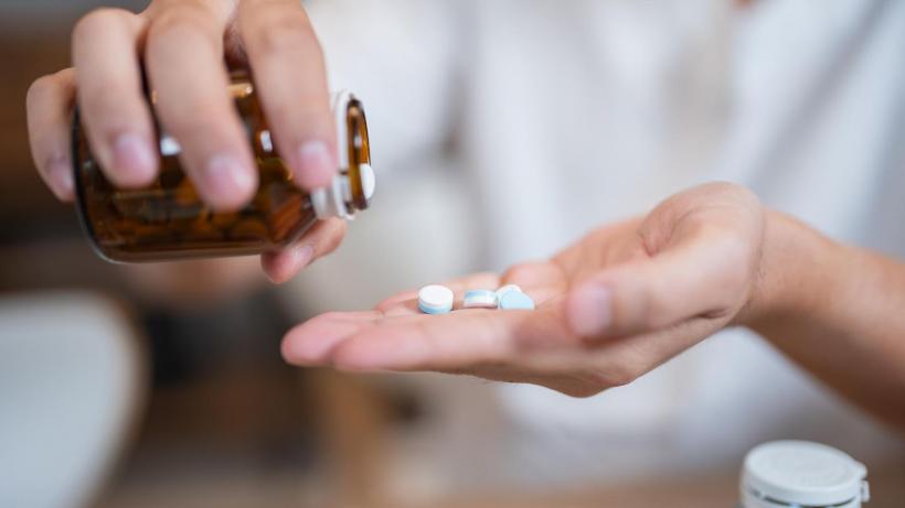 Reacție întârziată la supradoza de „Paracetamol Challenge” venită de pe TikTok