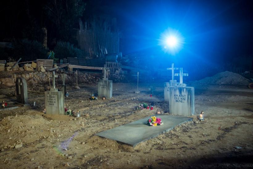 Săptămâna începe la Power Couple cu o probă ce va intra în eternitate: băieții vor fi îngropați de vii! 18940063