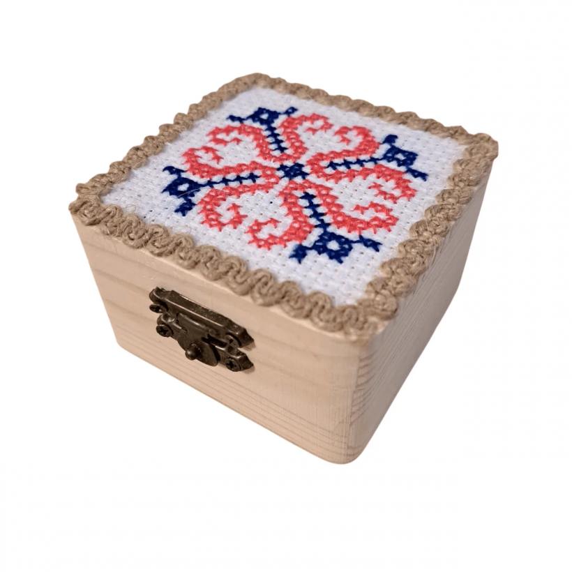 Cadou tradițional de Dragobete 18940167