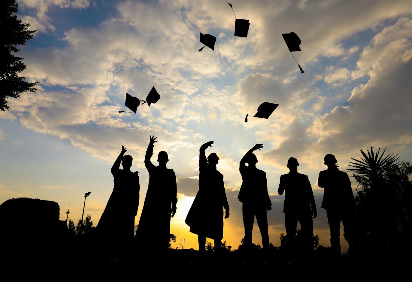 Interviu exploziv cu Ioan-Aurel Pop, președintele Academiei Române: „Decebal avea buze senzuale, nu era un războinic? Istoria, Geografia și Limba latină sunt măcelărite! ” 18940140