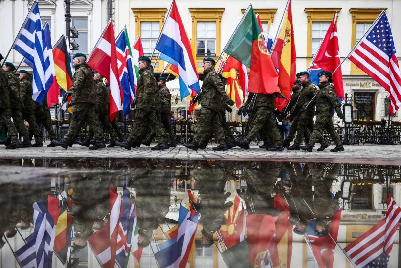 Refacerea lumii, în viziunea lui Trump. Bomba cu ceas de la Casa Albă 18940149