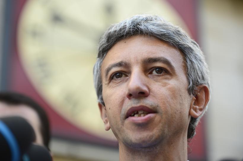 Dan Diaconescu a  fost condamnat la închisoare pentru sex cu minore