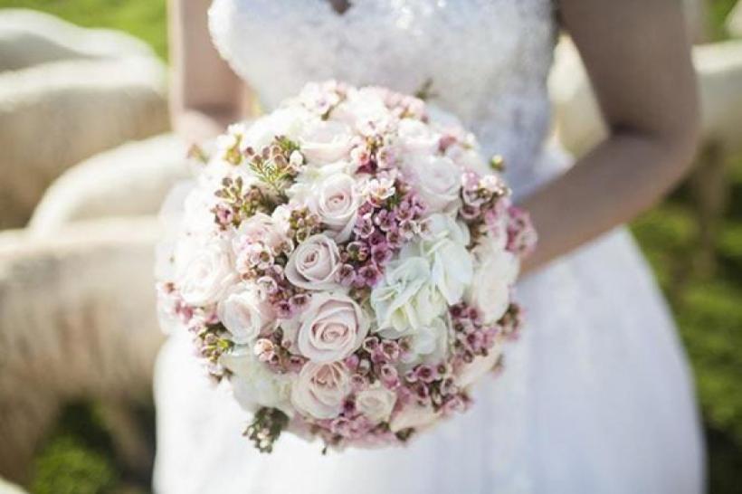 Mafia rochiilor de mireasă: Antifrauda a confiscat produse de peste 1,2 milioane de lei