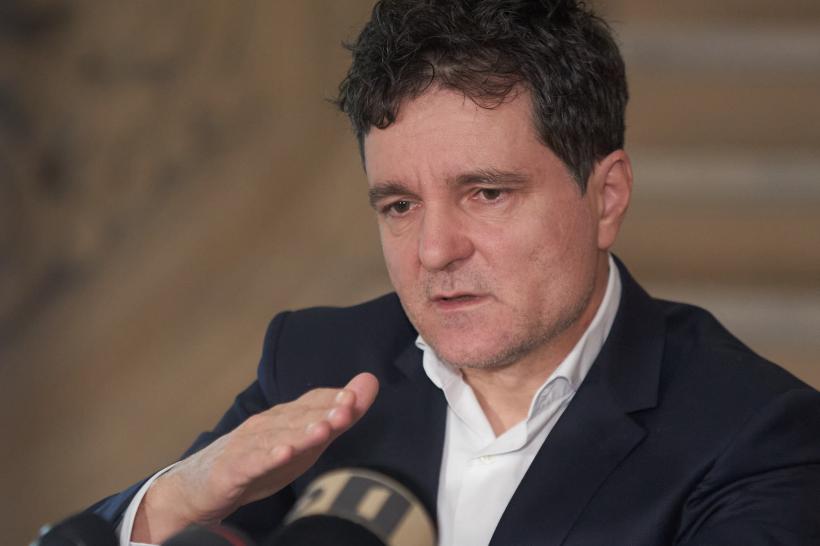 Nicușor Dan cere Guvernului să obțină un loc la summitul de la Paris