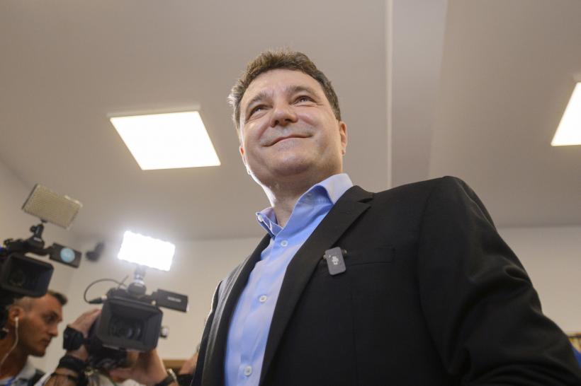 Peste 2000 de persoane au donat 700.000 de lei pentru candidatura lui Nicușor Dan