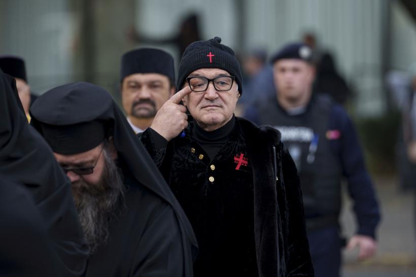 La luptă cu Călin Georgescu! „Războinicul luminii”, George Becali, vrea să candideze ca independent, dacă Simion nu se înscrie în cursă