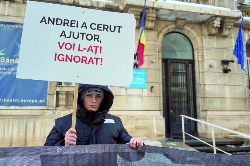 Mort la 16 ani. Medicul de gardă nu a vrut să-l opereze 18941675