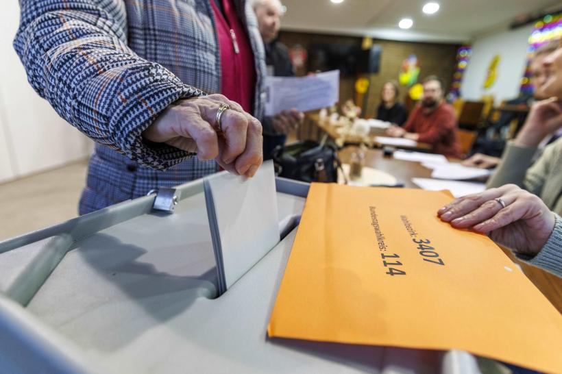 Europa, cu urechile ciulite spre Berlin, după uraganul Trump: repornește motorul german?  18941963