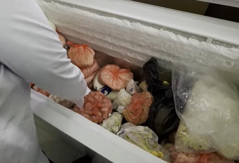 Protecția Consumatorilor a descins la Cantina din Regie. Ce a găsit Piedone? 18942717