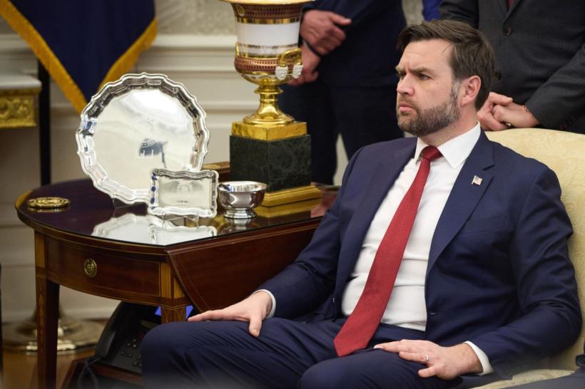 JD Vance, infanteristul politicii „America First” a lui Donald Trump (AFP )