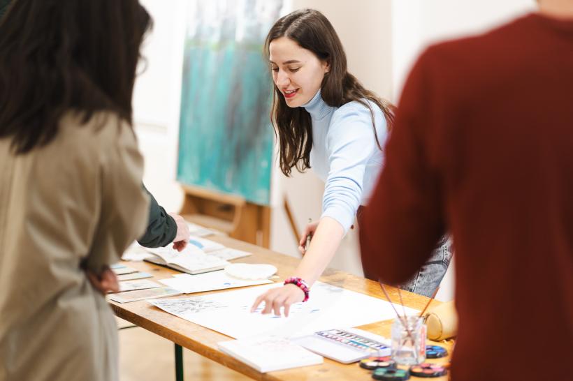 Muzeul de Artă Brașov anunță expozițiile următoare: un dialog între tradiție, memorie și inovație 18943231