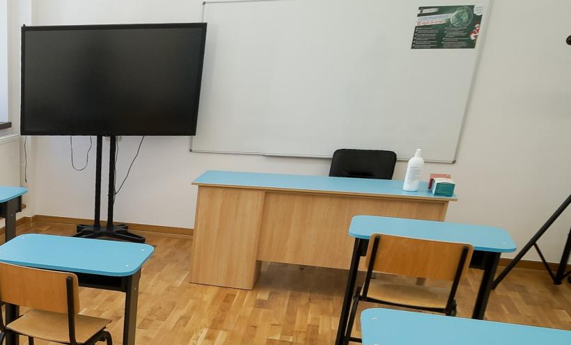 Restricții lingvistice în școlile românești din Cernăuți: Limba ucraineană, obligatorie și în pauze