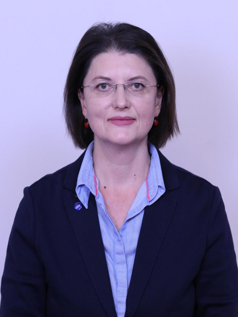 S-a terminat cu transparența. USR nu mai publică sumele cu care-și plătește membrii de partid, pentru consultanță politică 18943193